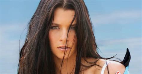 danica patrick leaks|Danica Patrick’s 5 Most Spectacular SI Swim Photos。